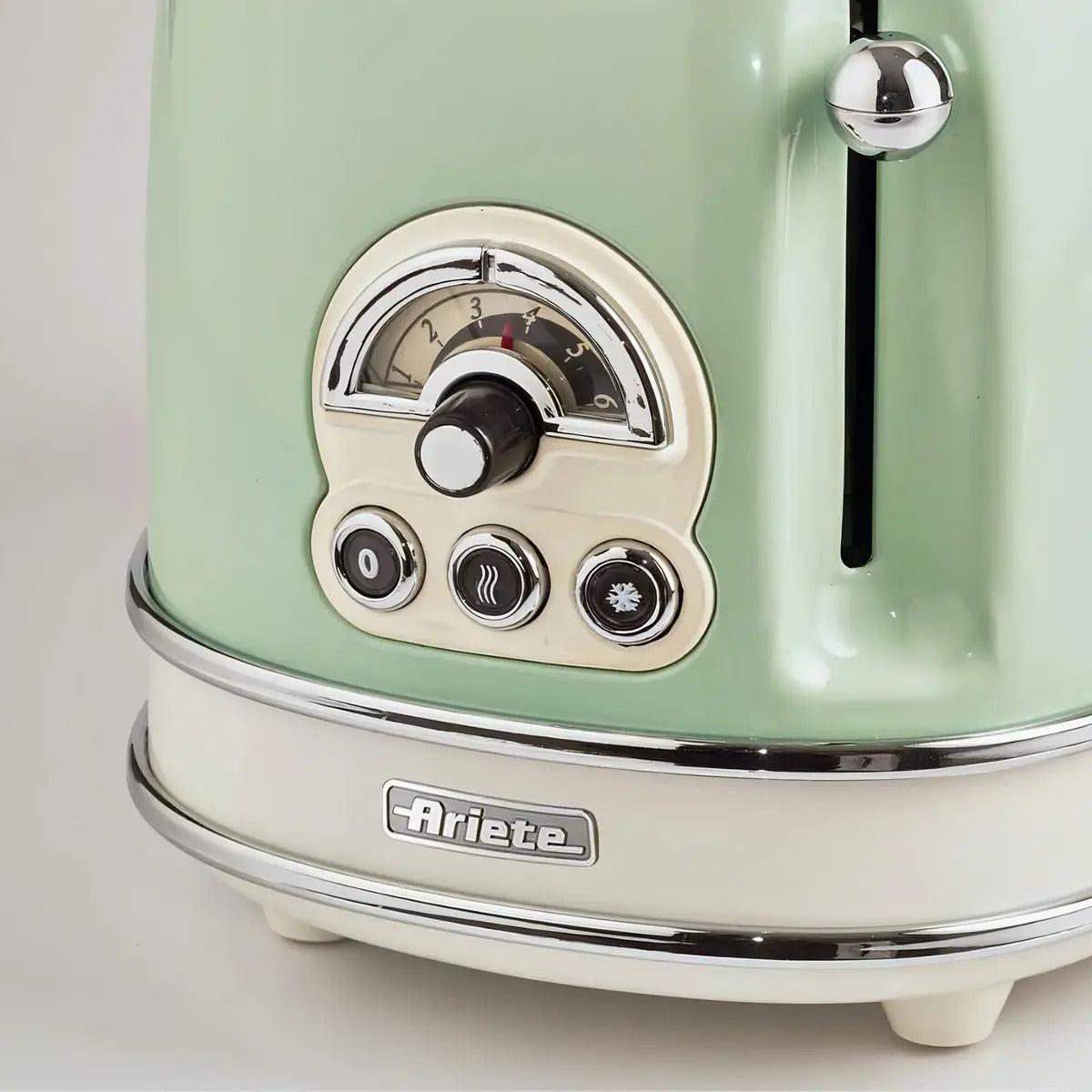 Torradeira Elétrica Ariete Vintage Verde 6 Níveis 750w Verde-claro 220v