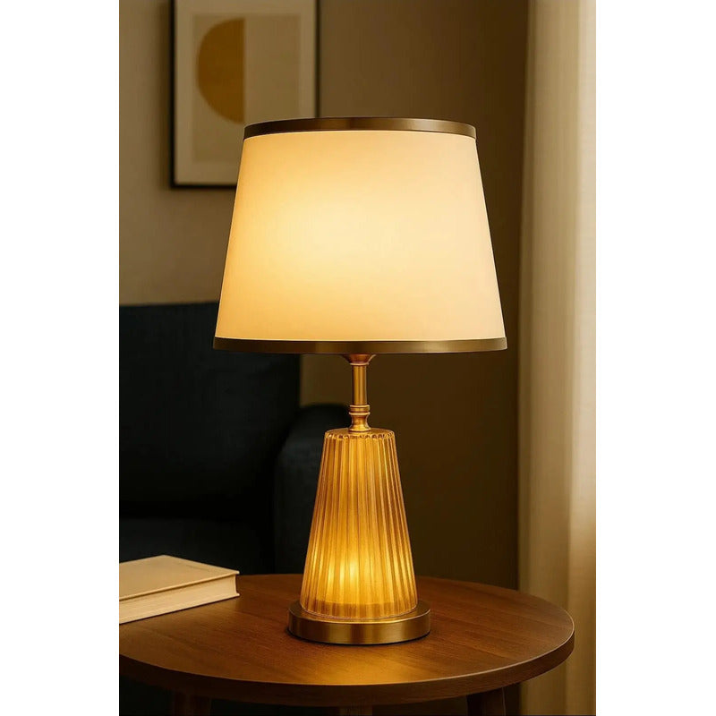 Abajur Luminaria De Mesa - Luz Led Y888 Dourado Bege 127/220v